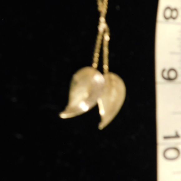 Golden Double Leaf Necklace - Picture 9 of 12